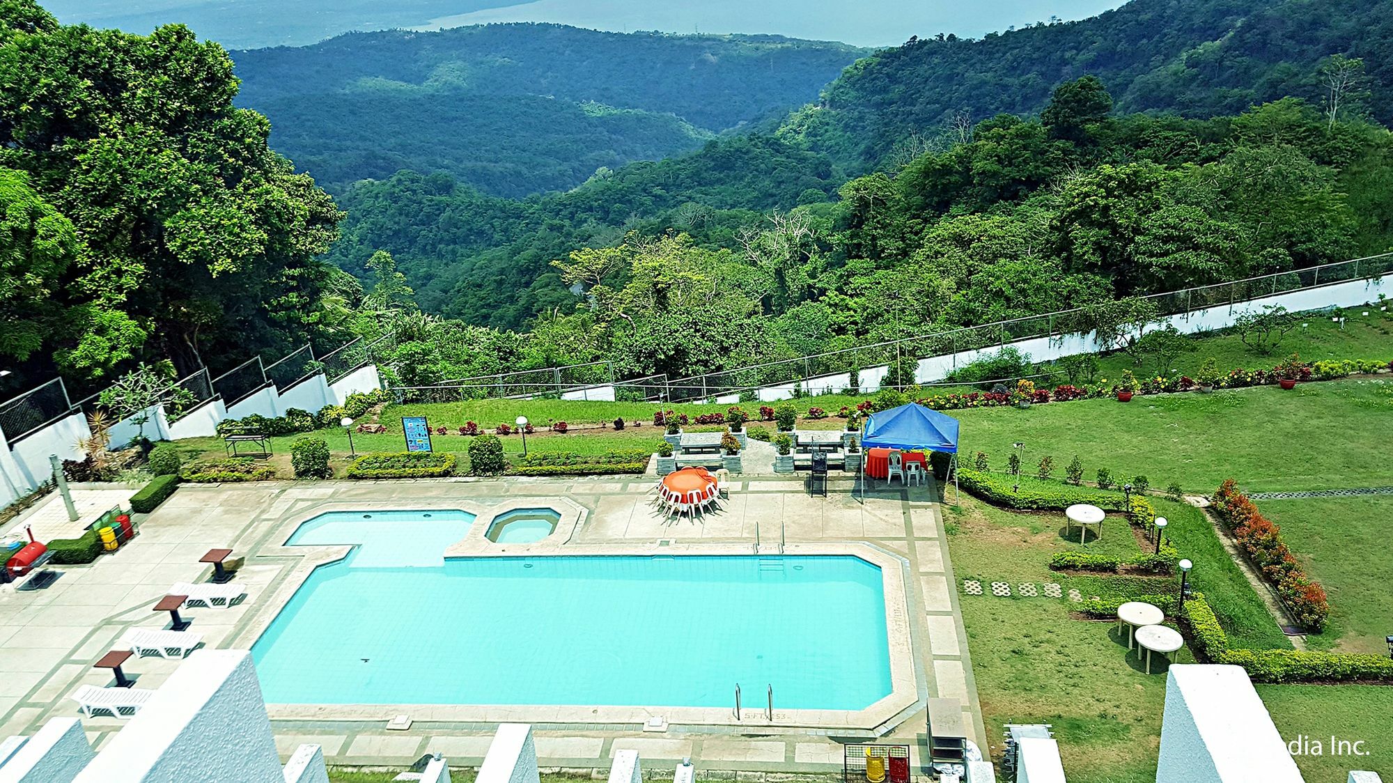 Days Hotel Tagaytay Tagaytay City Exterior photo